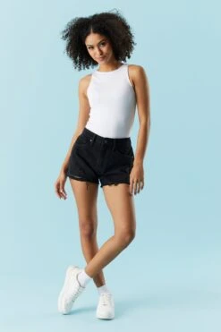 Refuge Chelsea Black Wash Distressed Short -Deals Drape & Denim Store 052064641000 01 2 1