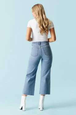 Refuge Medium Wash Crop Wide Leg Jean -Deals Drape & Denim Store 052564641168 58 2 1
