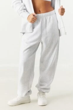 Solid Fleece Boyfriend Jogger 22 Solid Fleece Boyfriend Jogger -Deals Drape & Denim Store 070730726391 08 1