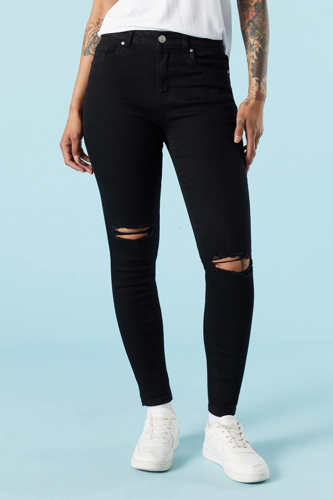 Black Wash Rio Mid RiseDistressed Skinny Jean 2 Black Wash Rio Mid RiseDistressed Skinny Jean - Image 2