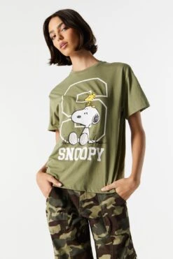 Snoopy Graphic Boyfriend T-Shirt