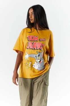 Tom And Jerry Graphic Boyfriend T-Shirt