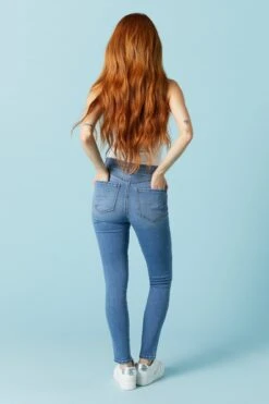 Miami Medium Wash Skinny Jean 5 Miami Medium Wash Skinny Jean -Deals Drape & Denim Store 075639071002 58 2