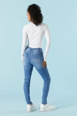 Rio Medium Wash Denim Jean -Deals Drape & Denim Store 075639072001 58 2 1