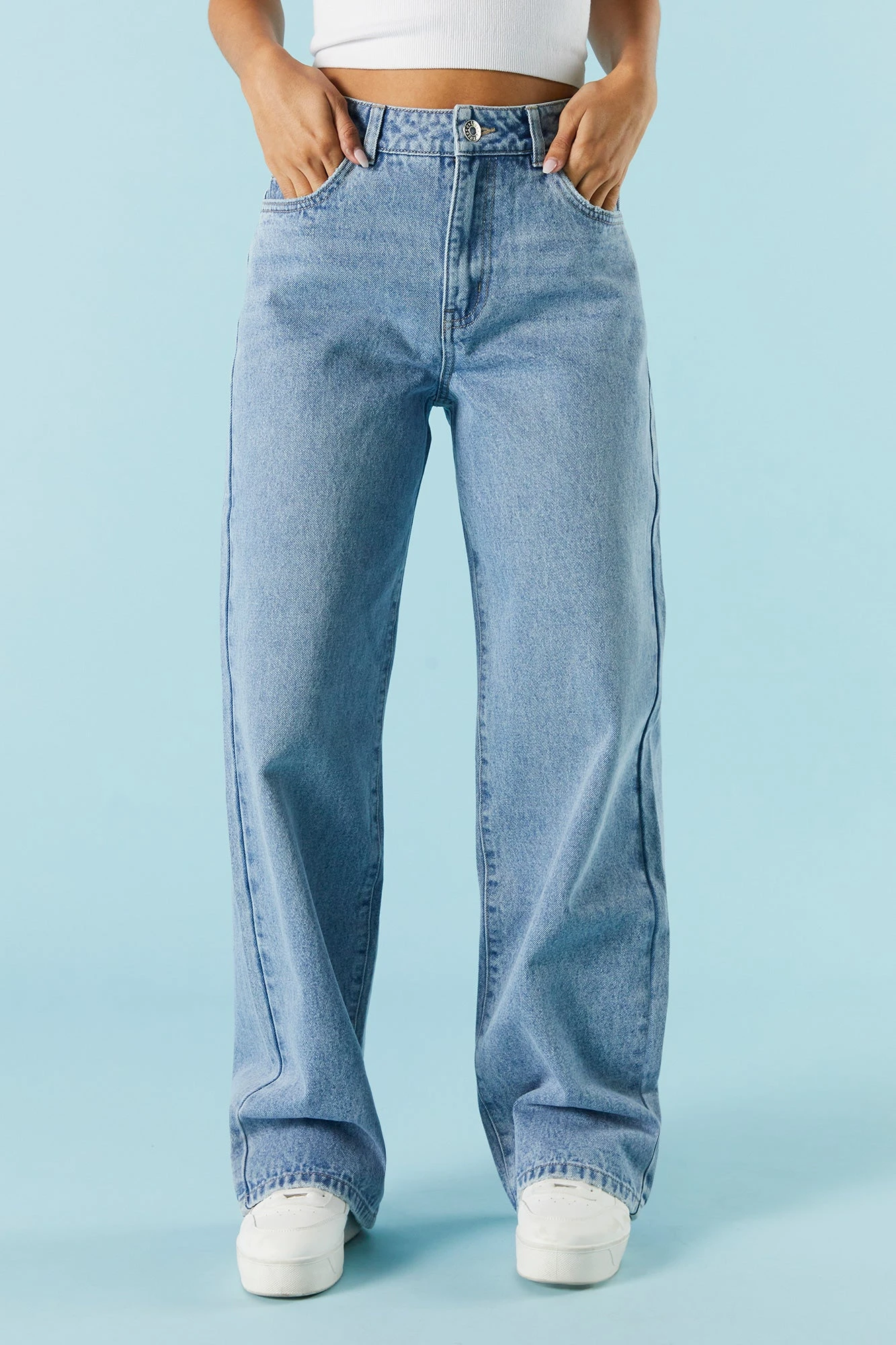 High-Rise Osaka Medium Wash Baggy Jean 2 High-Rise Osaka Medium Wash Baggy Jean - Image 2